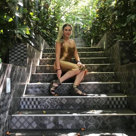 Gold Goddess Bodycon Dress - Picture 6 of 7